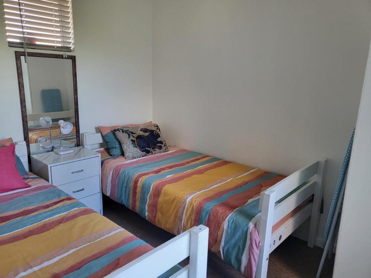 Hermanus Beach Club Apartment Bagian luar foto