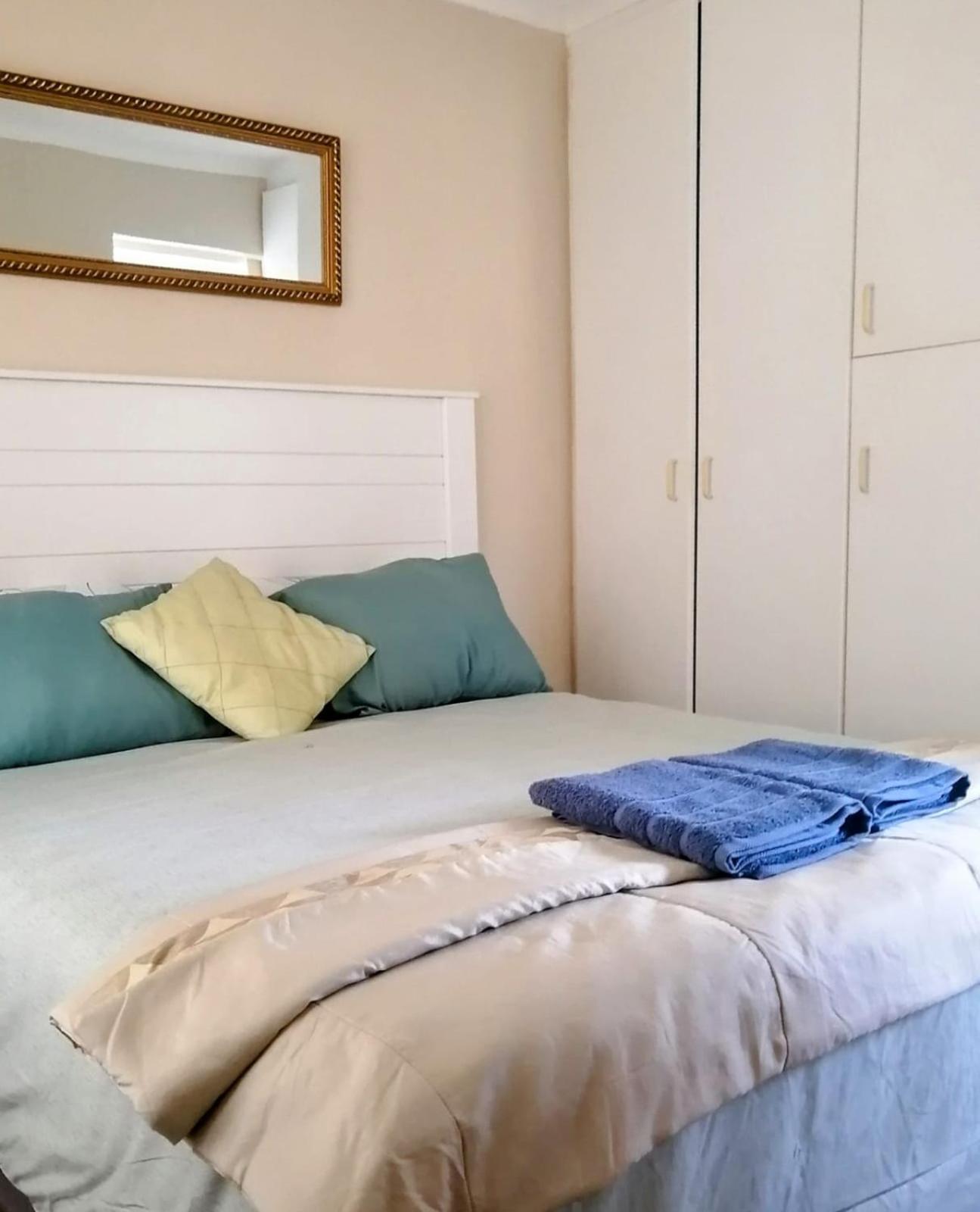 Hermanus Beach Club Apartment Bagian luar foto